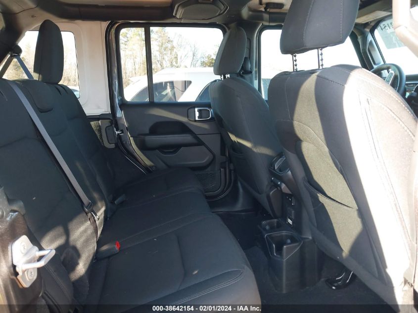 2019 JEEP WRANGLER UNLIMITED SAHARA 4X4 - 1C4HJXEN8KW615912