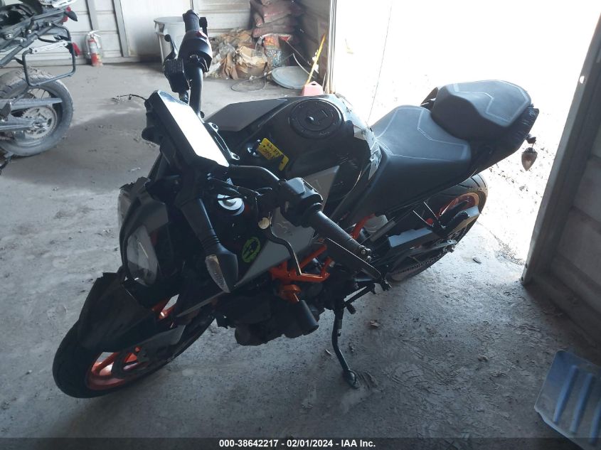 2022 KTM 390 DUKE MD2JPJ404NC251149