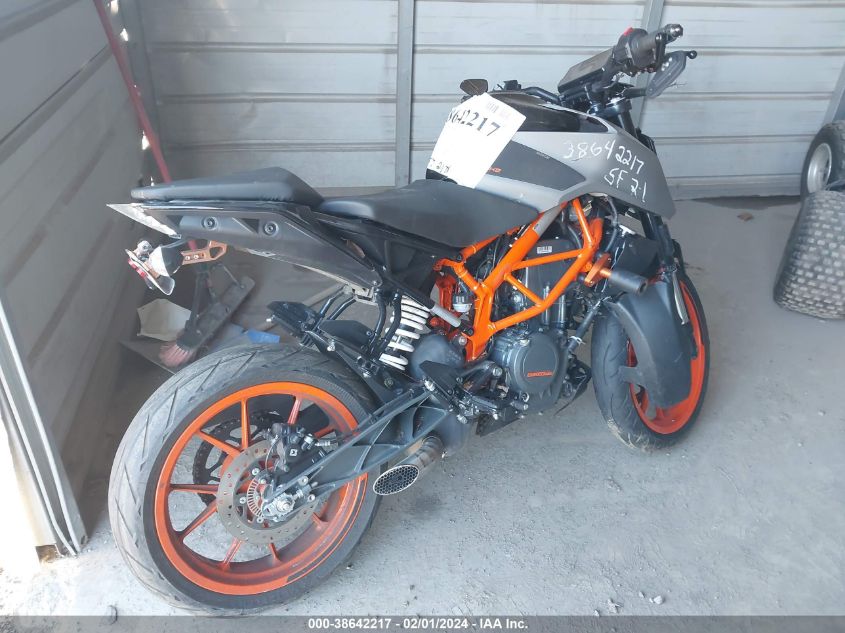 2022 KTM 390 DUKE MD2JPJ404NC251149