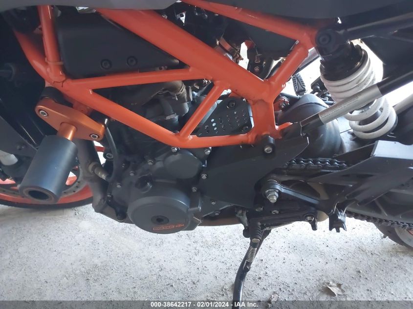2022 KTM 390 DUKE MD2JPJ404NC251149