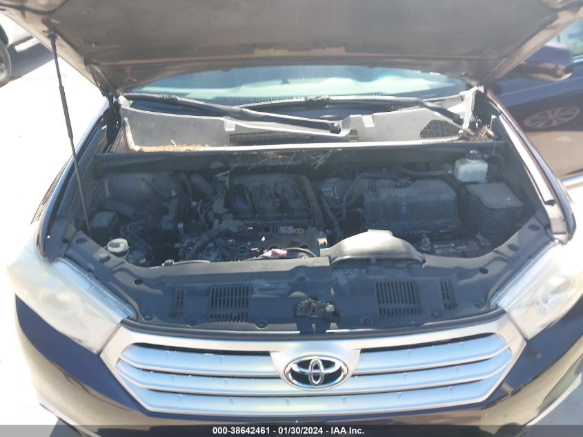 2013 TOYOTA HIGHLANDER BASE V6 - 5TDZK3EH9DS111165