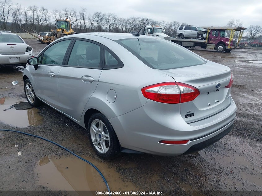 VIN 3FADP4BJ7KM147416 2019 FORD FIESTA SE