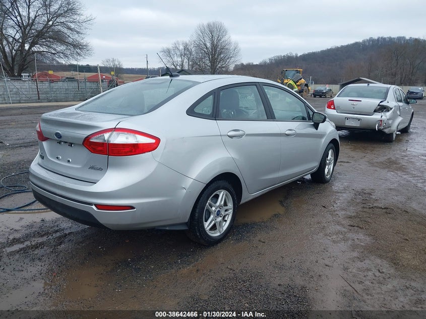 VIN 3FADP4BJ7KM147416 2019 FORD FIESTA SE