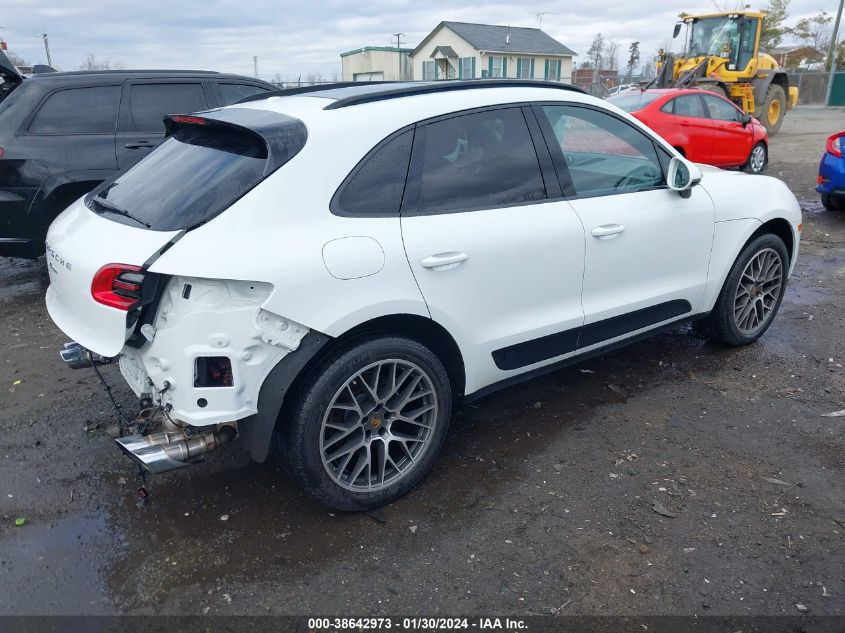 2018 PORSCHE MACAN SPORT EDITION - WP1AA2A59JLB18649