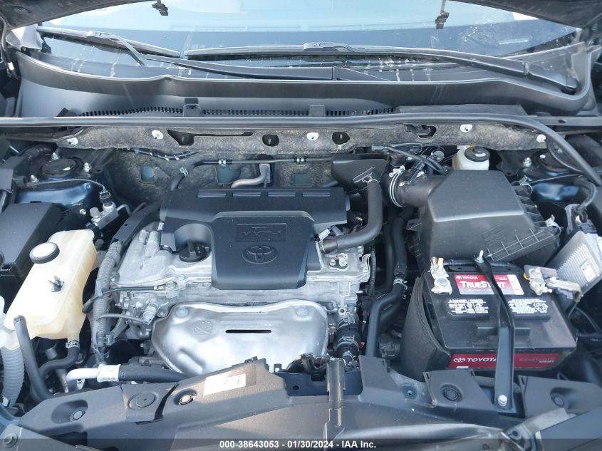 2018 TOYOTA RAV4 XLE - JTMWFREVXJJ744640