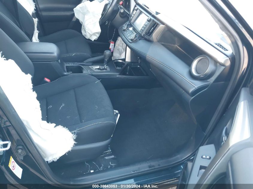 2018 TOYOTA RAV4 XLE - JTMWFREVXJJ744640