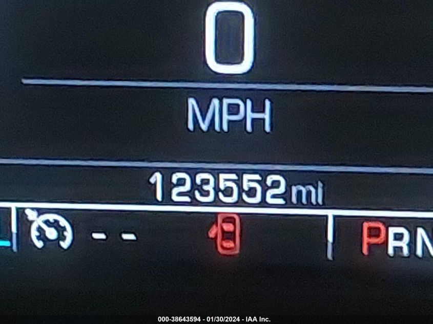2016 CHEVROLET SILVERADO 1500 2LT - 3GCUKREC6GG372984