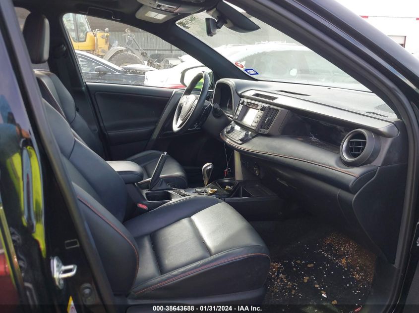 2018 TOYOTA RAV4 SE - 2T3NFREVXJW452791