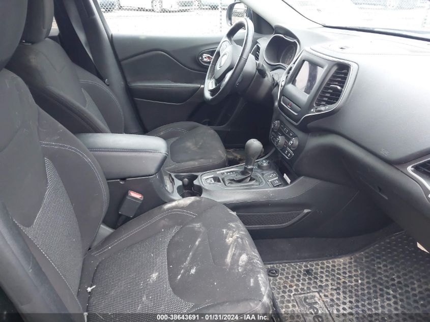 2019 JEEP CHEROKEE LATITUDE - 1C4PJMCX3KD368261
