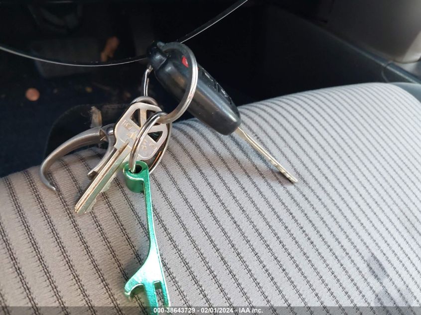 2013 TOYOTA RAV4 LE - 2T3BFREV3DW007557