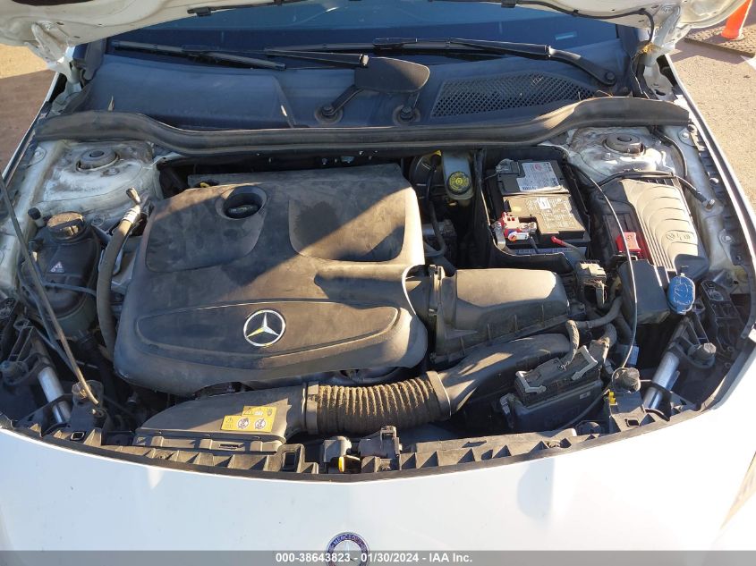 2014 MERCEDES-BENZ CLA 250 WDDSJ4EB4EN051038
