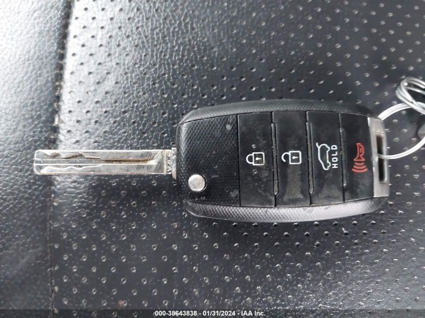 2014 KIA SOUL + - KNDJP3A51E7106239