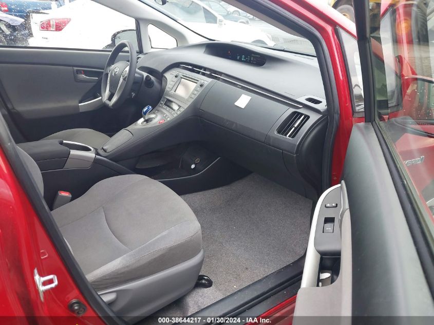 2014 TOYOTA PRIUS THREE - JTDKN3DU9E0368421