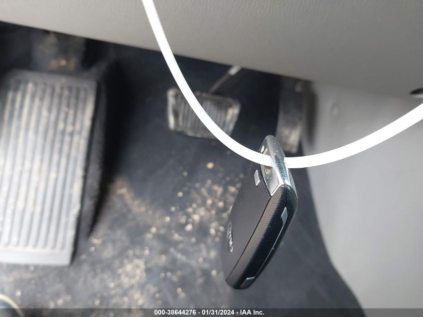 2016 KIA SEDONA LX - KNDMB5C13G6213447