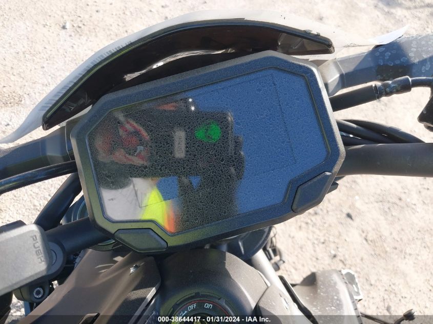 2023 KAWASAKI ZR900 F - ML5ZRDF11PDA61815