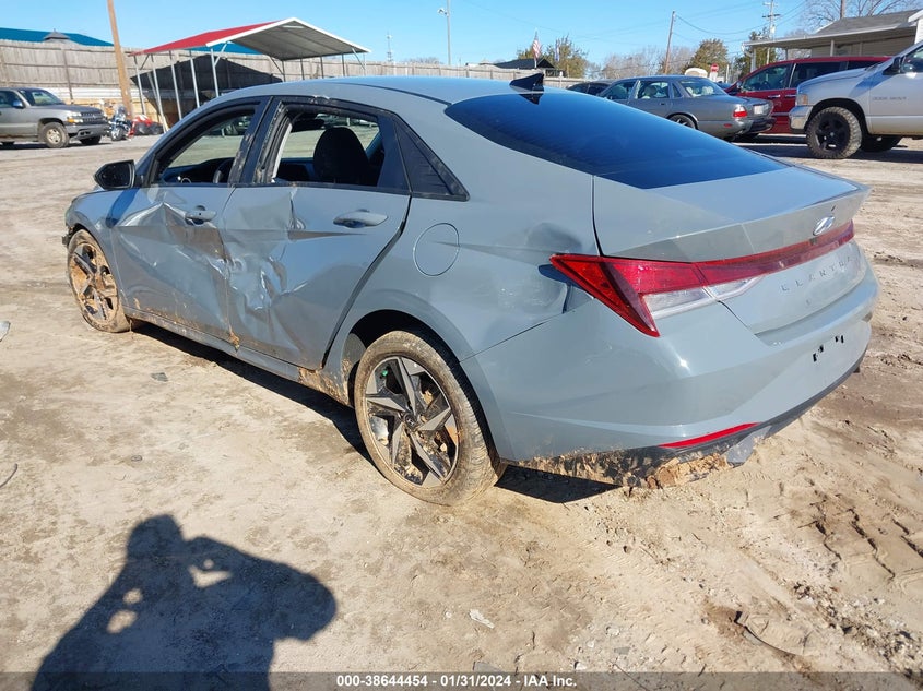VIN KMHLS4AG1PU428930 2023 HYUNDAI ELANTRA SEL