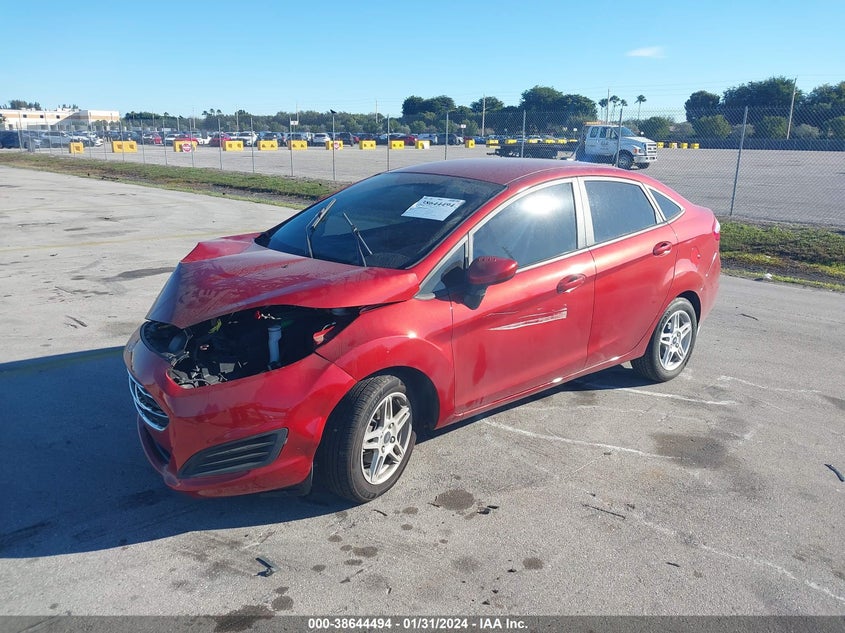 VIN 3FADP4BJ5JM139846 2018 FORD FIESTA SE