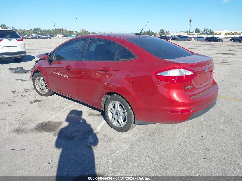 VIN 3FADP4BJ5JM139846 2018 FORD FIESTA SE