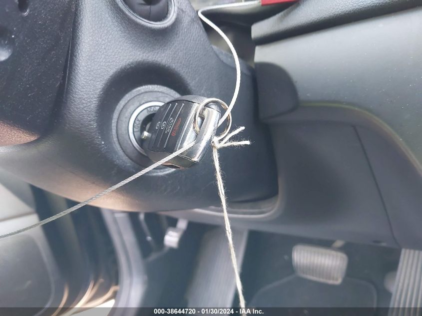 2018 KIA SPORTAGE LX - KNDPM3AC7J7321135