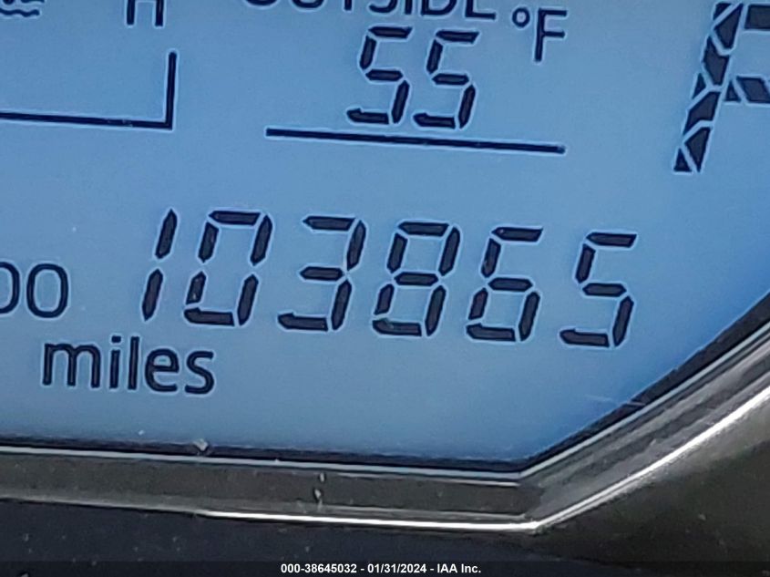2015 TOYOTA COROLLA LE - 5YFBURHE8FP211155