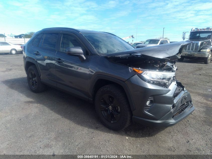 2021 TOYOTA RAV4 XLE - JTMW1RFV3MD079211