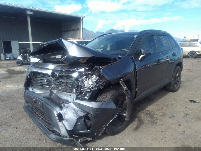 2021 TOYOTA RAV4 XLE - JTMW1RFV3MD079211