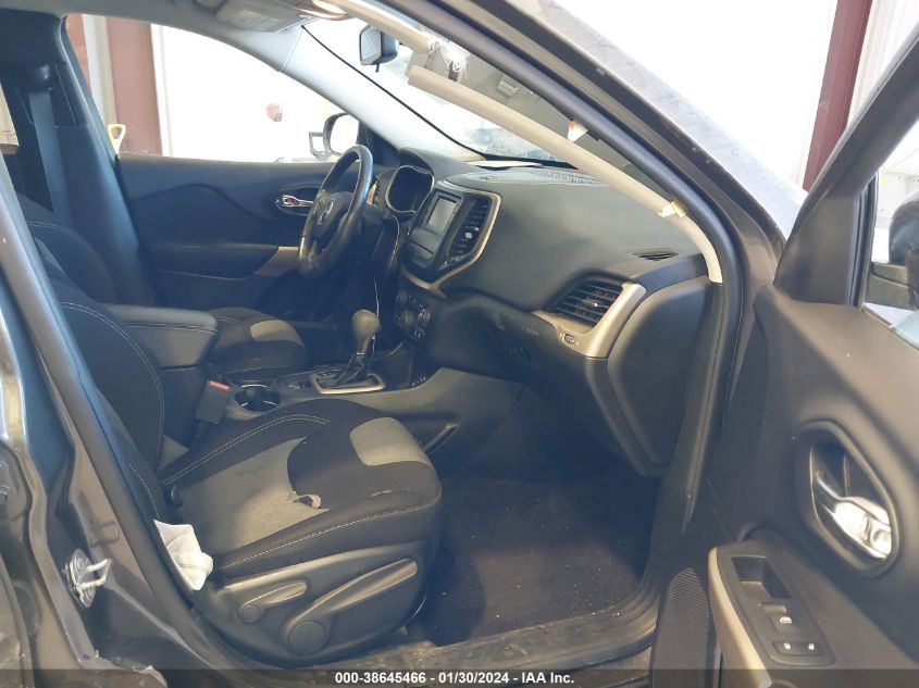 2018 JEEP CHEROKEE LATITUDE FWD - 1C4PJLCBXJD553744