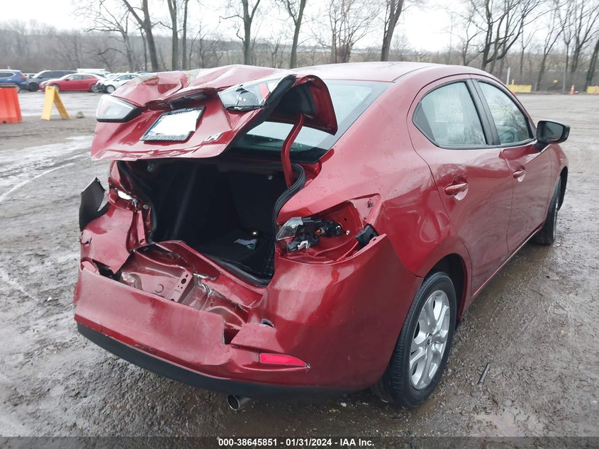 VIN 3MYDLBYV5HY168806 2017 TOYOTA YARIS IA