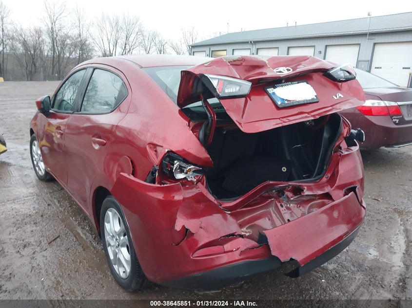 VIN 3MYDLBYV5HY168806 2017 TOYOTA YARIS IA