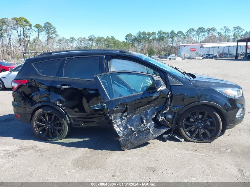 2017 FORD ESCAPE TITANIUM - 1FMCU0J93HUD16006