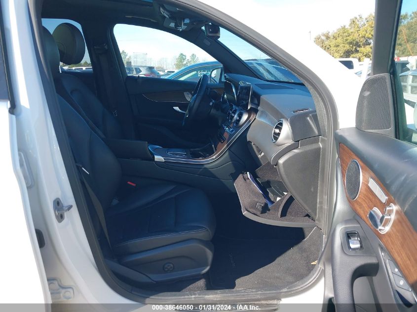 2022 MERCEDES-BENZ GLC 300 - W1N0G8DB4NG100549