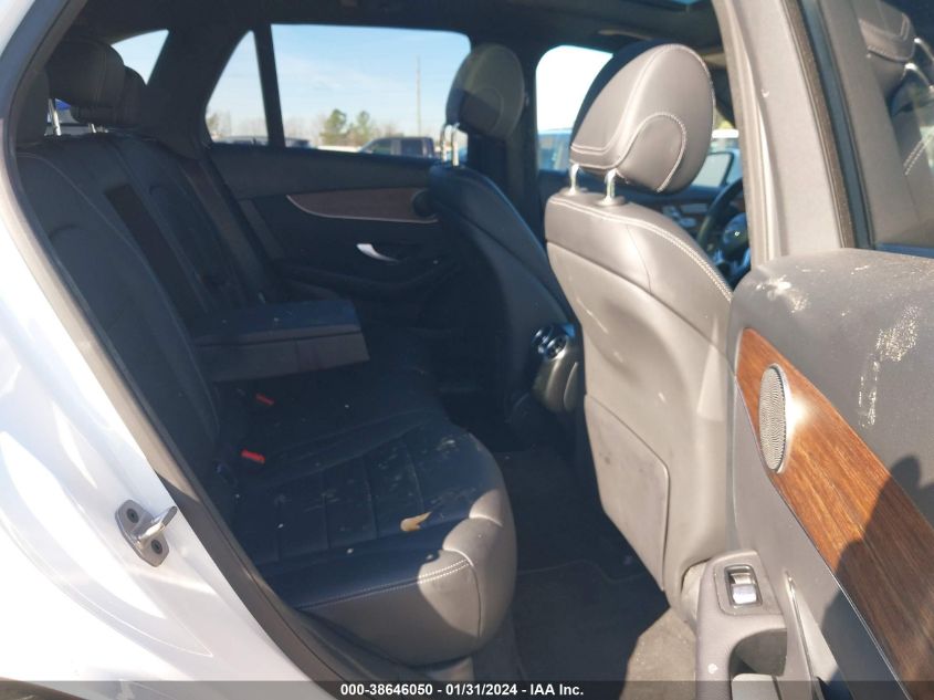 2022 MERCEDES-BENZ GLC 300 - W1N0G8DB4NG100549