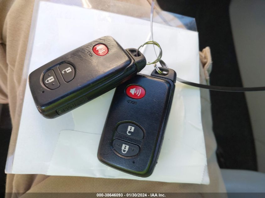 2013 TOYOTA PRIUS THREE - JTDKN3DU5D1650533