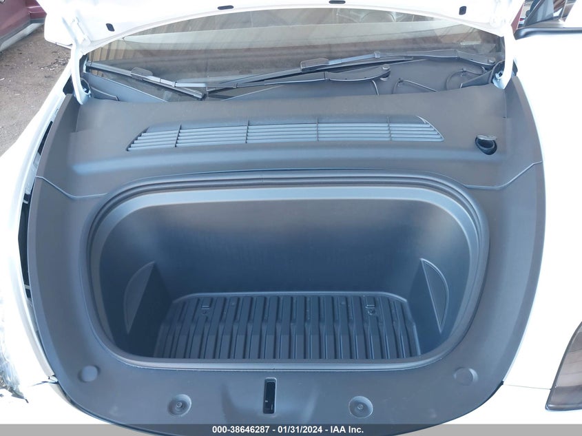 VIN 7SAYGDEE2PF939546 2023 TESLA MODEL Y