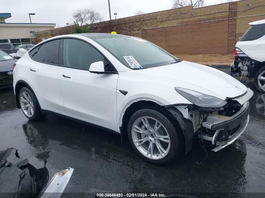 2023 TESLA MODEL Y AWD/LONG RANGE DUAL MOTOR ALL-WHEEL DRIVE - 7SAYGDEE2PF872673