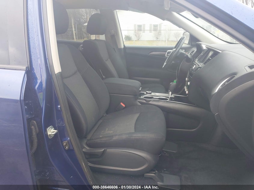 VIN 5N1DR2MM8HC910520 2017 NISSAN PATHFINDER SV
