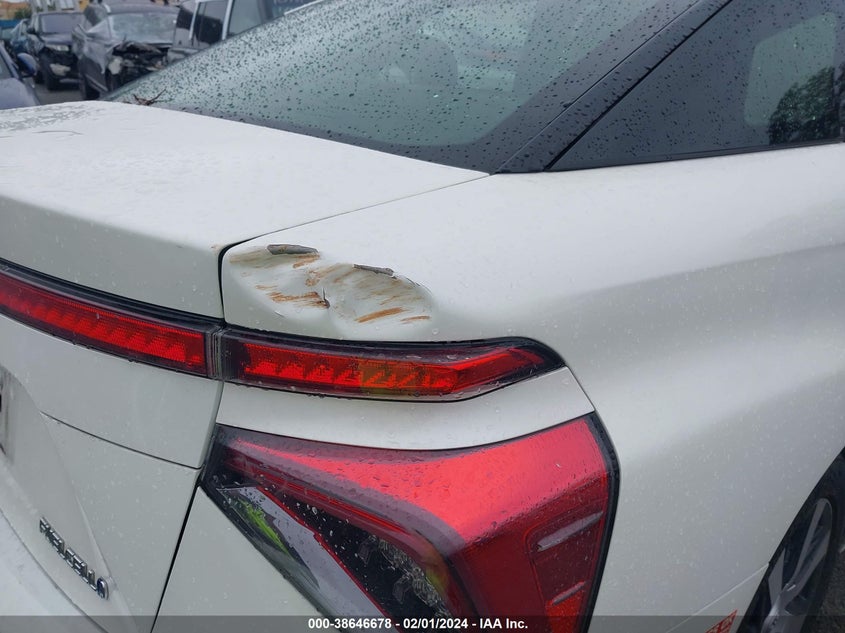 VIN JTDBVRBD8JA004503 2018 TOYOTA MIRAI