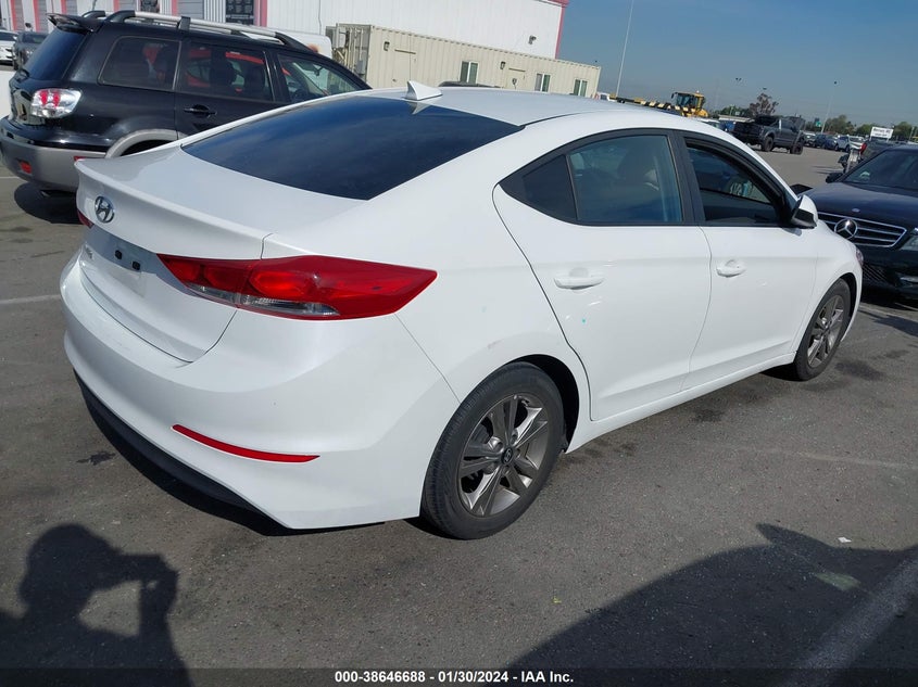 VIN 5NPD84LF1HH198507 2017 HYUNDAI ELANTRA SE