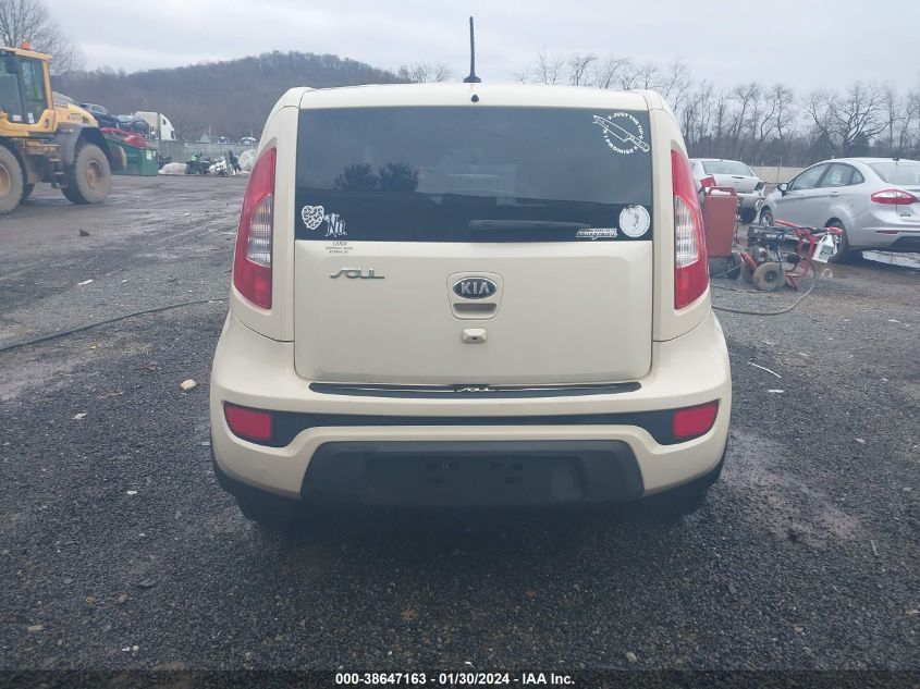 2013 KIA SOUL + KNDJT2A68D7574496