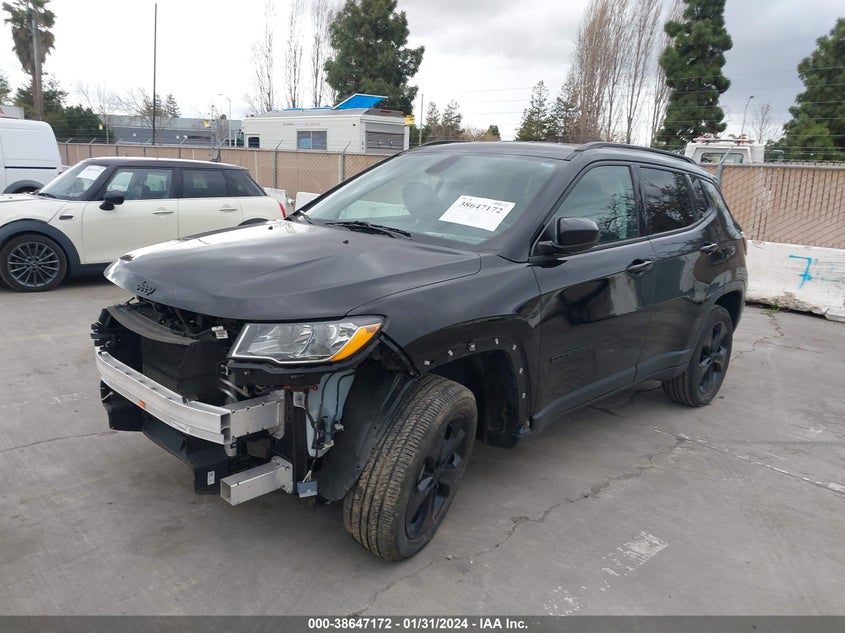VIN 3C4NJDBB5LT240564 2020 JEEP COMPASS ALTITUDE 4X4