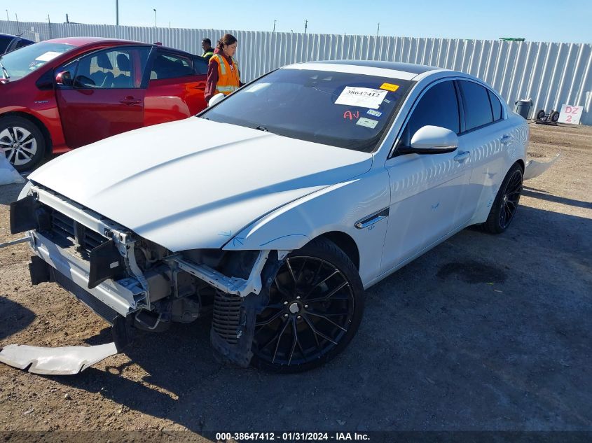 2017 JAGUAR XE 25T - SAJAR4BG0HA975536