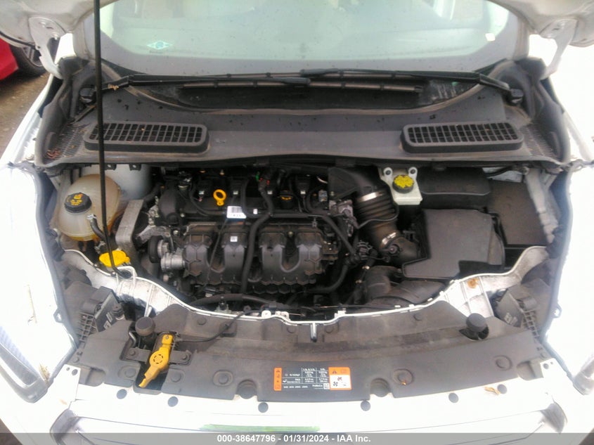VIN 1FMCU9J97JUD37788 2018 FORD ESCAPE TITANIUM