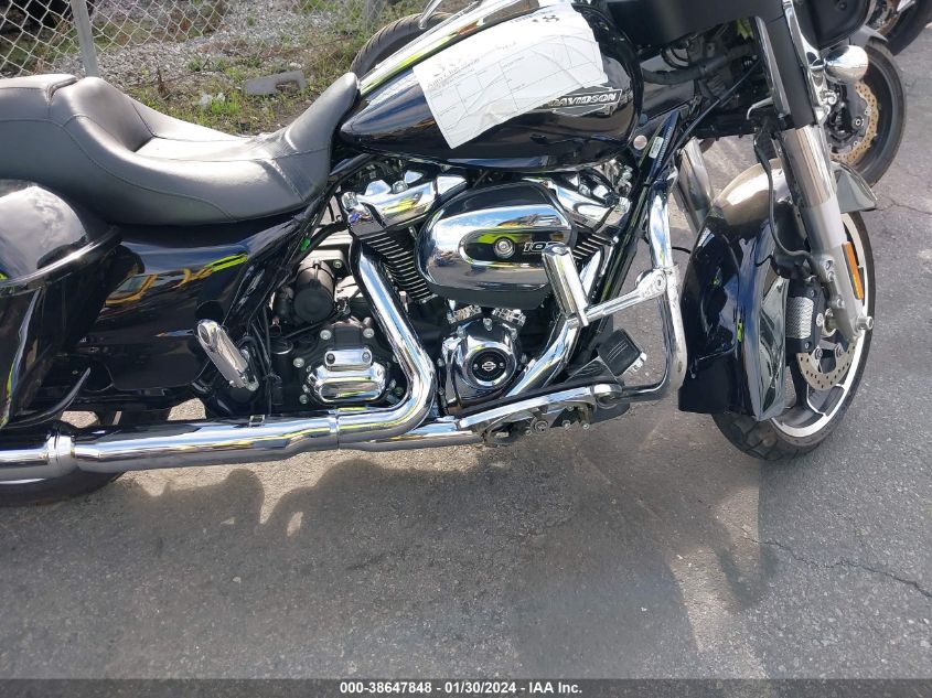 2023 HARLEY-DAVIDSON FLHX - 1HD1KBC2XPB624523