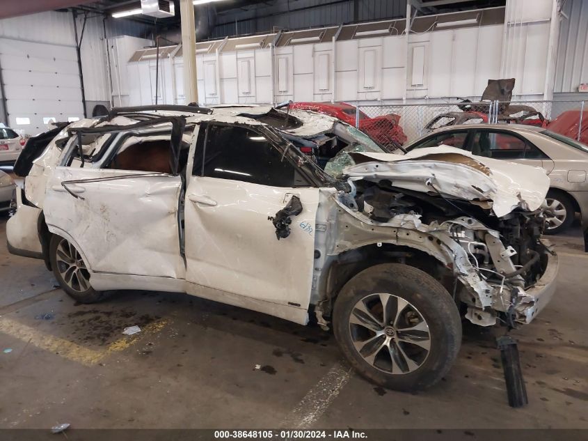 2020 TOYOTA HIGHLANDER HYBRID XLE - 5TDGBRCH7LS508739