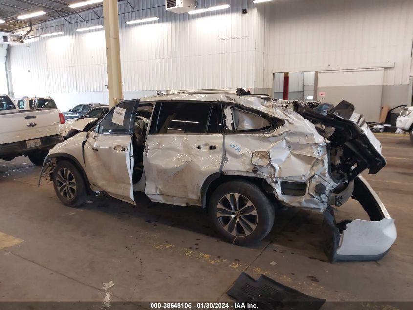 2020 TOYOTA HIGHLANDER HYBRID XLE - 5TDGBRCH7LS508739