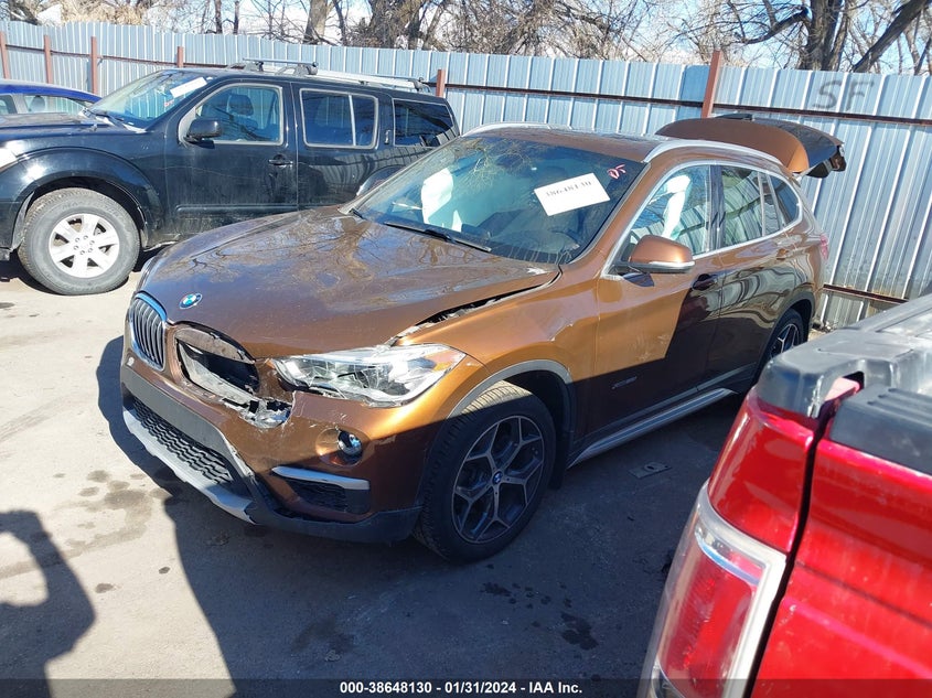 VIN WBXHT3C39H5F68527 2017 BMW X1 XDRIVE28I