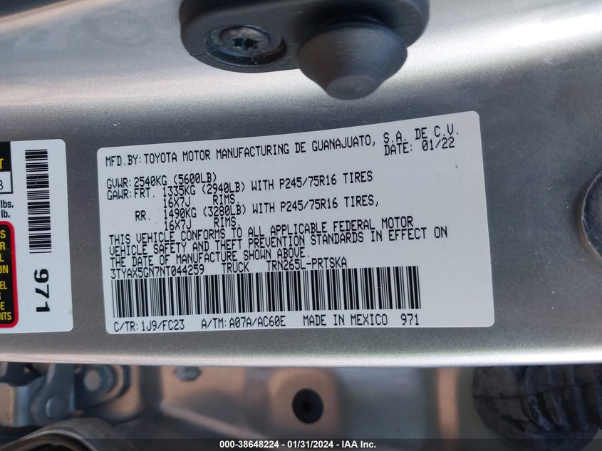 VIN 3TYAX5GN7NT044259 2022 TOYOTA TACOMA SR5