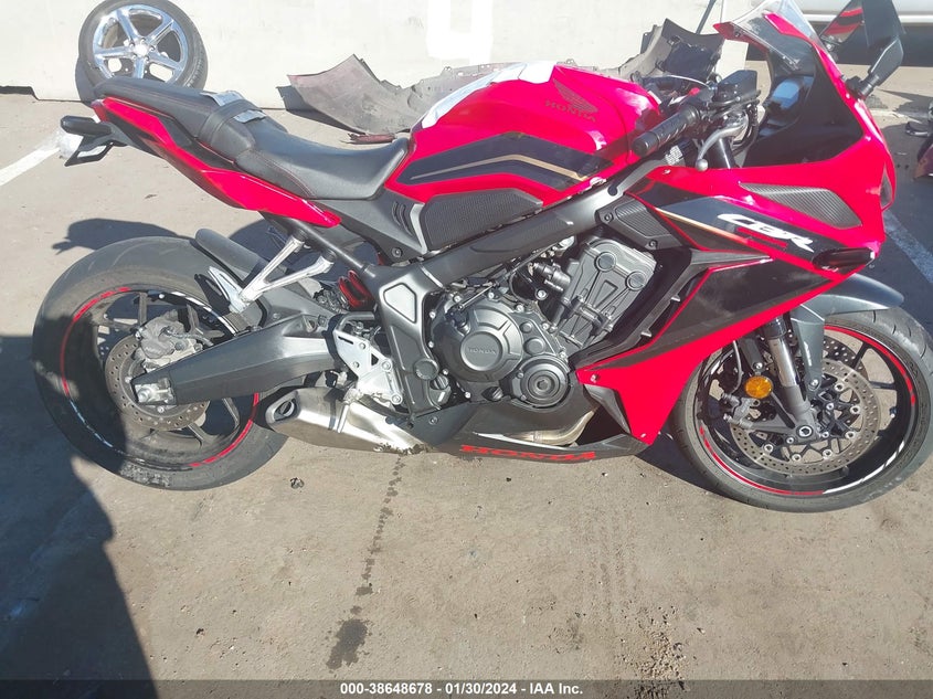 VIN MLHRH0150P5400029 2023 HONDA CBR650 RA