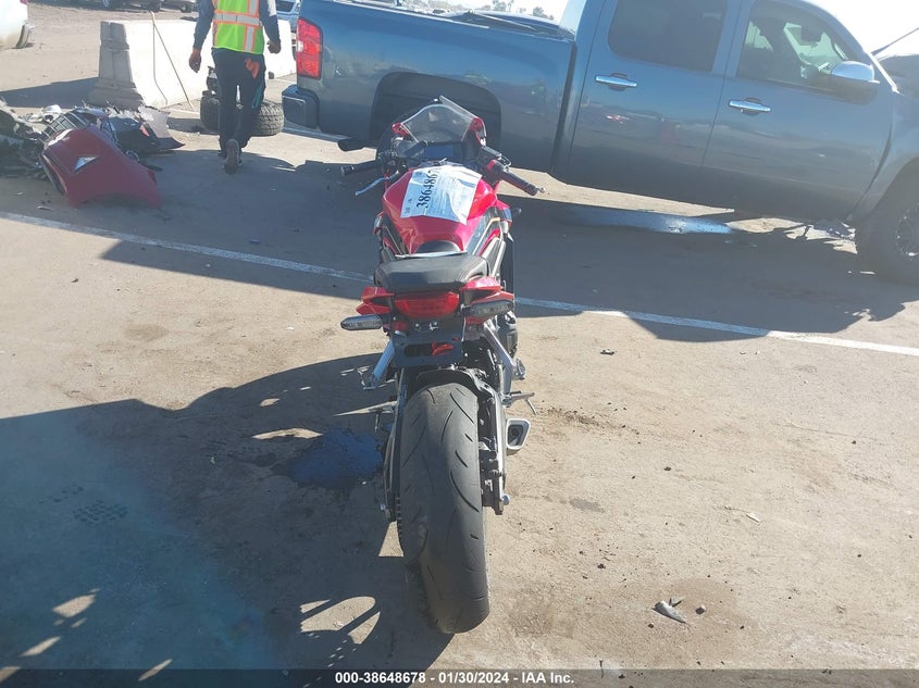 VIN MLHRH0150P5400029 2023 HONDA CBR650 RA