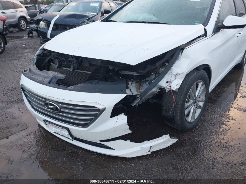 2017 HYUNDAI SONATA SE - 5NPE24AF9HH460038